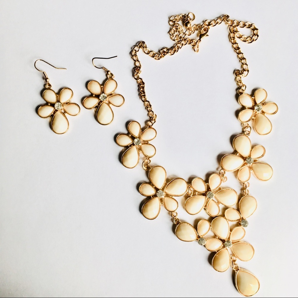 Flower Necklace & Earrings Matching Set